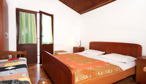 One-Bedroom Apartment with Balcony and Sea View