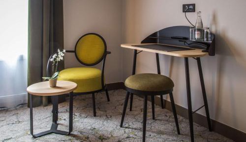 King Room with Sofa Bed