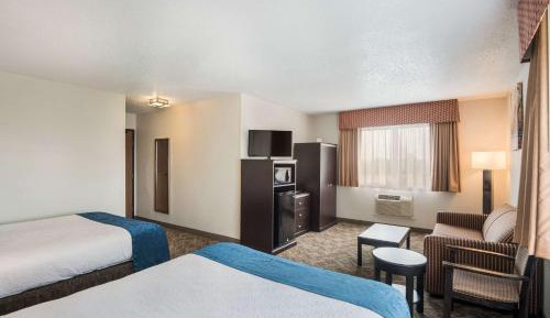 Mini Suite with Two Queen Beds and Sofa Bed - Non-Smoking