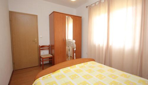 One-Bedroom Apartment with Terrace