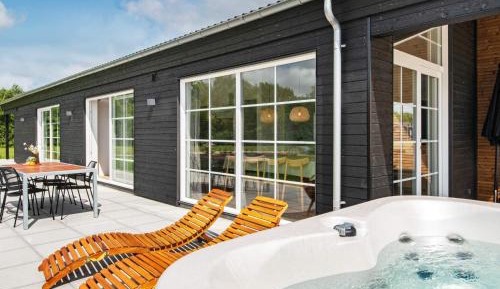 Four-Bedroom Vacation Home