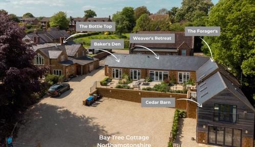  Deluxe Cottage (2-4 Adults) - The Bottle Top