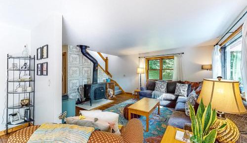 Three-Bedroom Vacation Home 