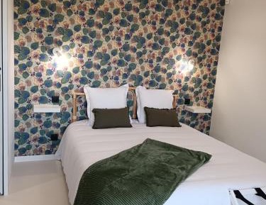 King Room with Garden View