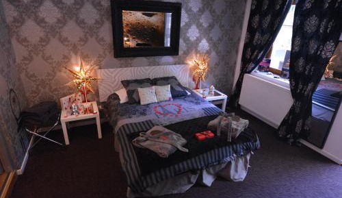 Double Room with Spa Bath