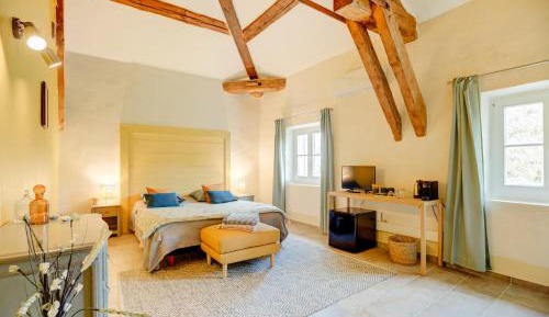 Small Double Room
