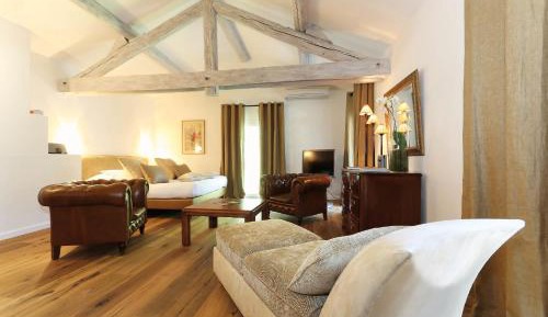 Junior Suite with Garden View