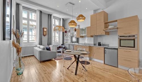 One-Bedroom Apartment