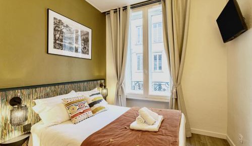 Queen Room