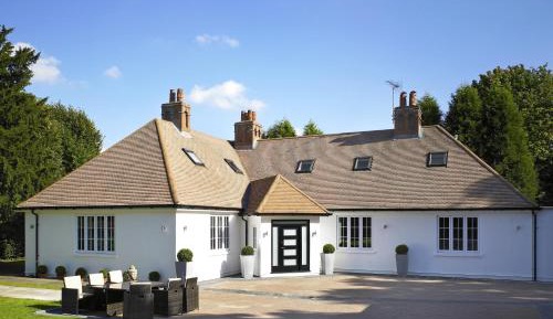 Cottage with Garden View