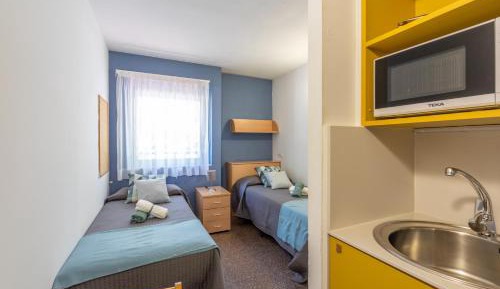Basic Twin Room