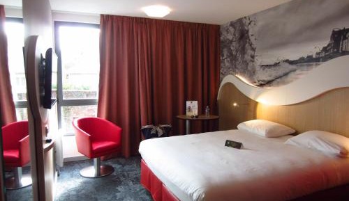 Standard Double Room - Breakfast included