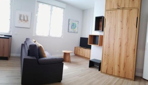 One-bedroom Loft Apartment 