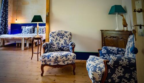 Deluxe Double Room with Shower