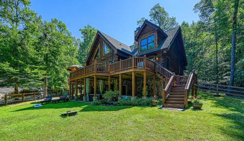 Four-Bedroom Vacation Home