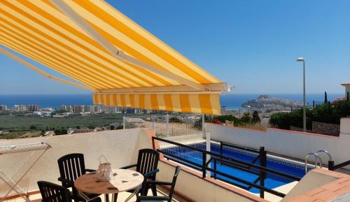 One-Bedroom Apartment with Sea View and Terrace