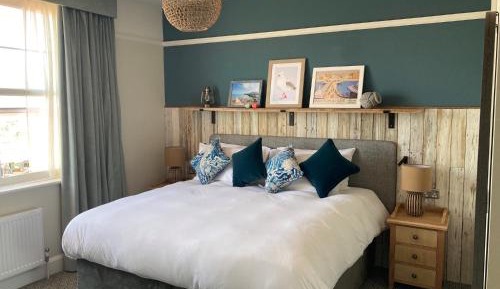 Large Double or Twin Room