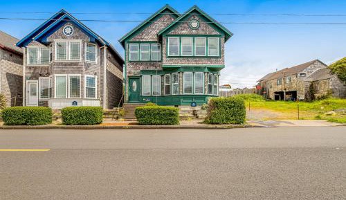 Four-Bedroom Vacation Home