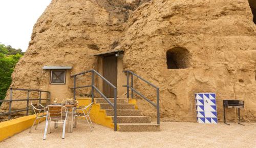 Cave Apartment (4 Adults)