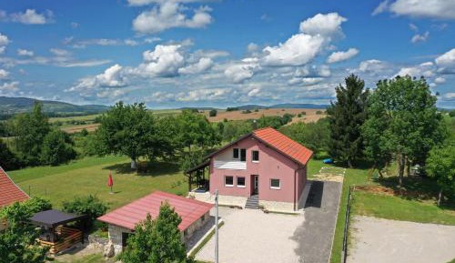 Deluxe Double or Twin Room with Mountain View