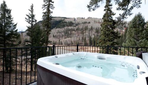 Three-Bedroom Vacation Home 
