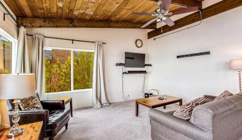 Four-Bedroom Vacation Home