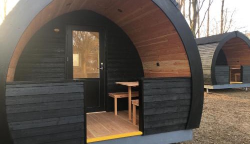 Cottage with Shared Bathroom & Shared Kitchen