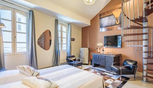 Duplex Suite