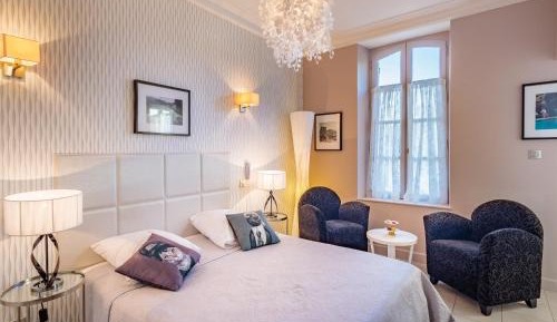 Suite with Garden View