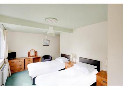 Twin Room with Private Bathroom