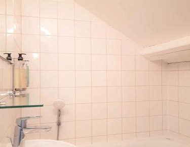 Small Single Room