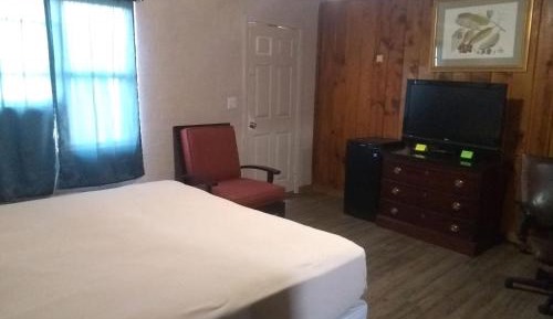 Single Room with Private Bathroom
