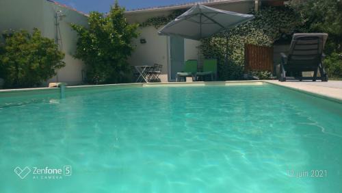 Triple Room with Pool View