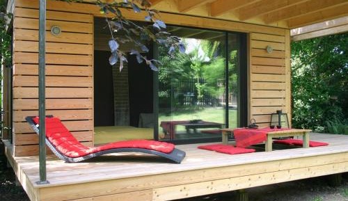 Bungalow with Garden View