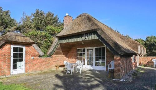 Three-Bedroom Vacation Home 