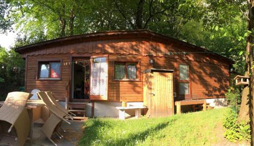 One-Bedroom Bungalow