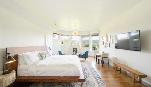 06 - King Room with Garden View