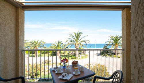 Double Room with Balcony (2 Adults + 1 Child)