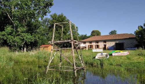 Family Room with Garden View
