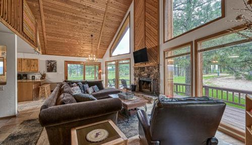 Three-Bedroom Vacation Home 