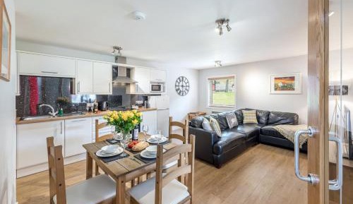 Two - Bedroom Chalet Cairntoul