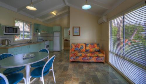 Cottage with Park View