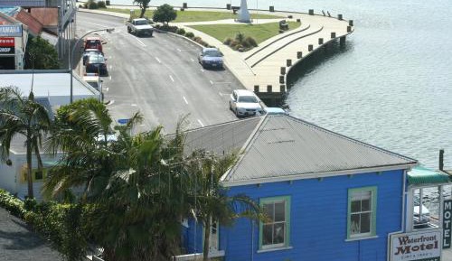 One-Bedroom Apartment with Balcony and Sea View