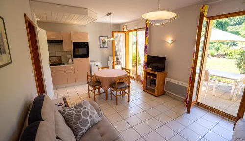 One-Bedroom Apartment (2 Adults)