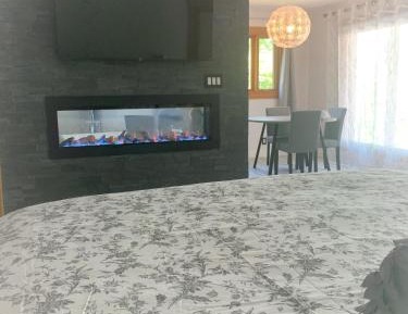 Deluxe King Suite