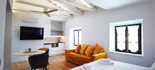 Deluxe Family Suite