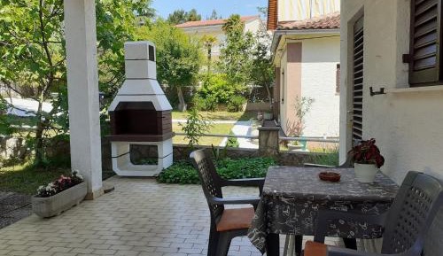 One-Bedroom Apartment with Terrace