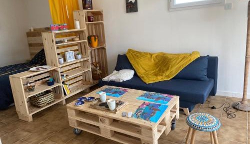Apartment with Garden View