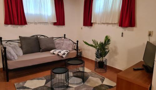Budget Double Room  - Basement