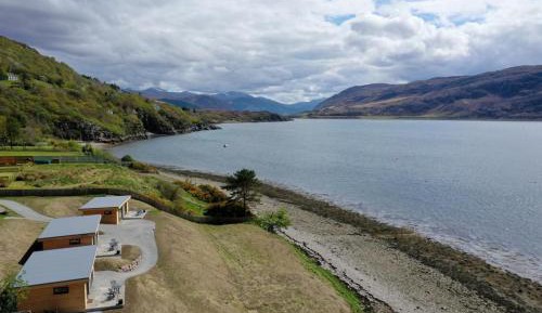 Lochside Cabin